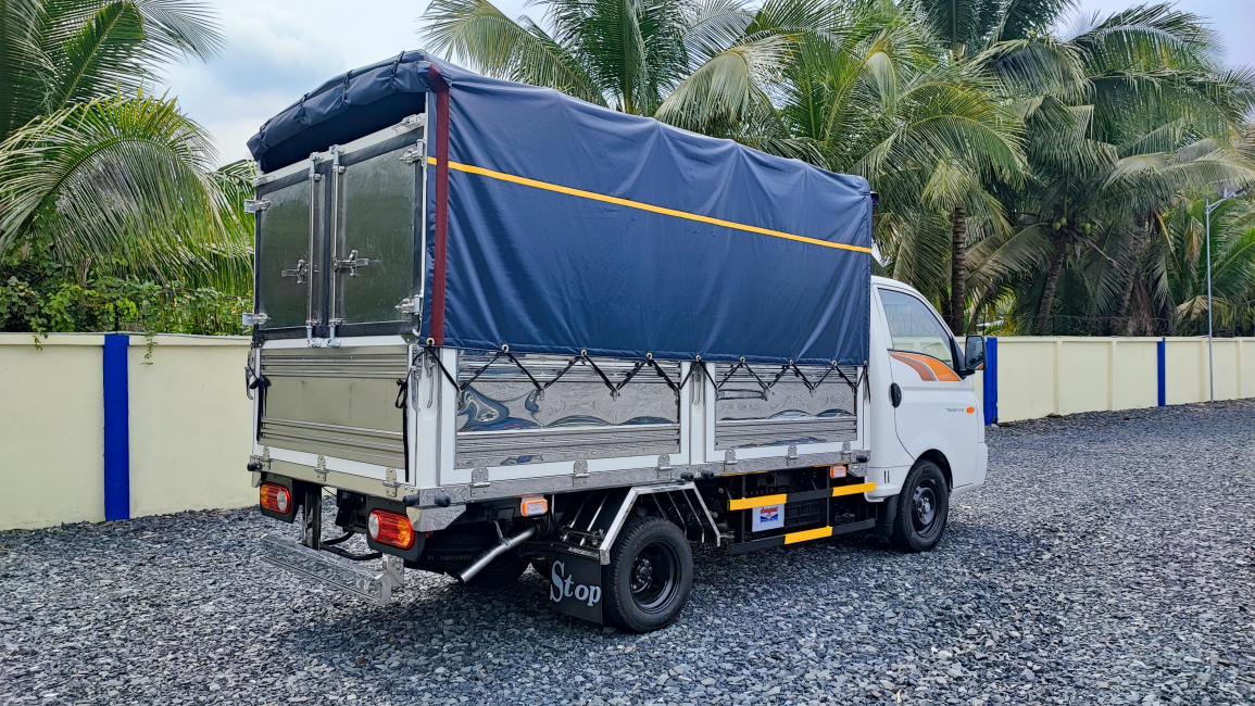 Bạt xe tải